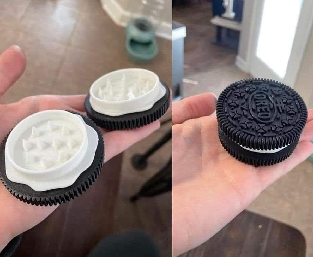 Twist & Grind with the Oreo Lookalike Biscuit Grinder