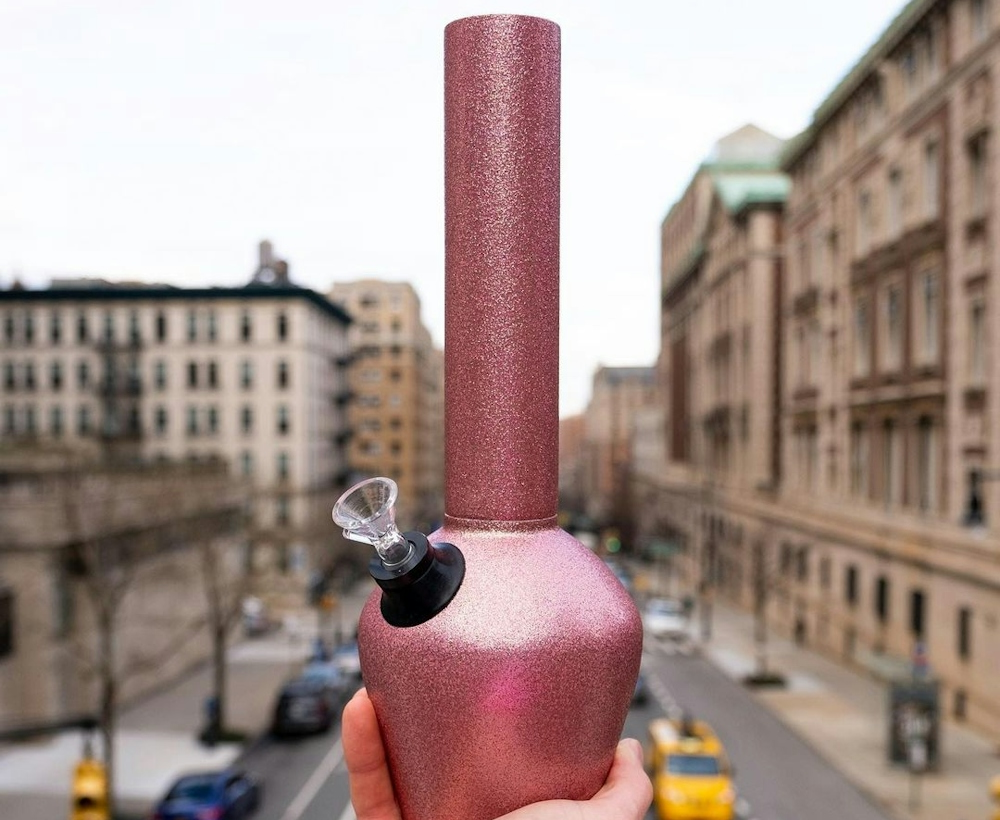 Dazzling design meets icy smooth hits in this Chill Pink Glitterbomb piece