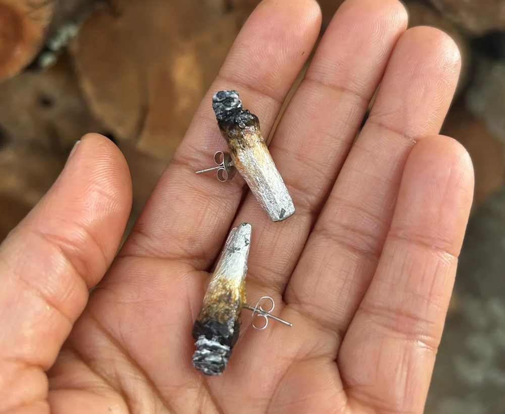A Little Ash, a Lot of Class with SweetChibaBaby’s Joint Earrings