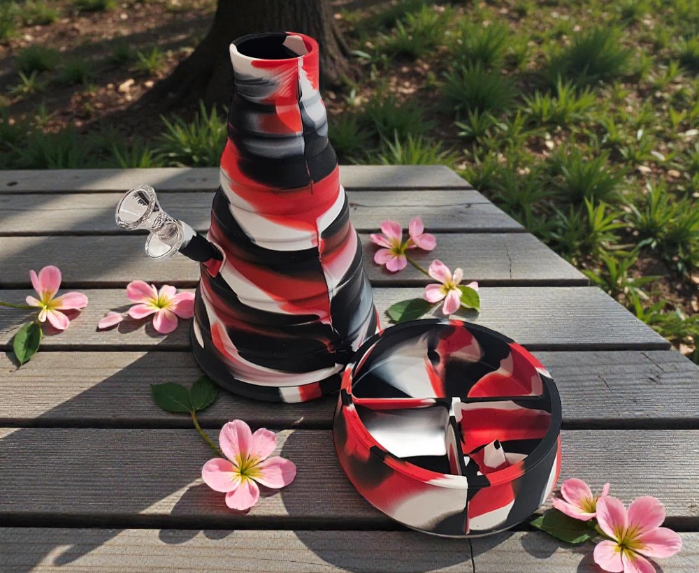 The Adventure-Ready Collapsibong – Pack, Puff, and Fold It Away