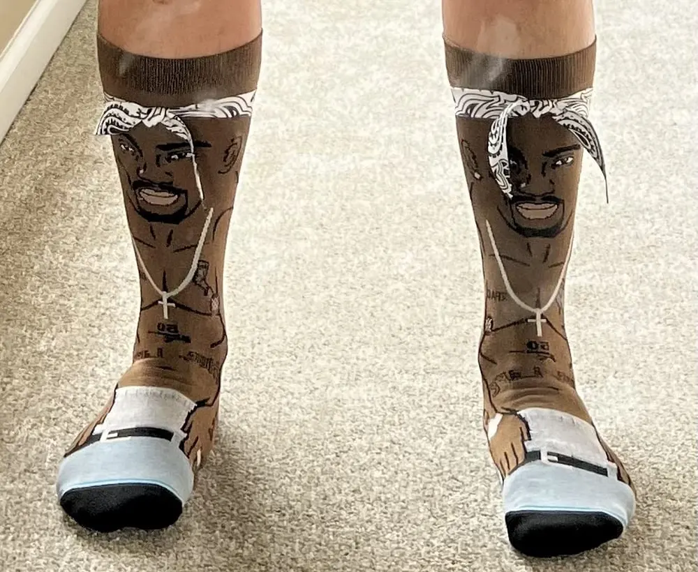 Alley Cats Bong The Purrfect Piece for Late Night Sessions